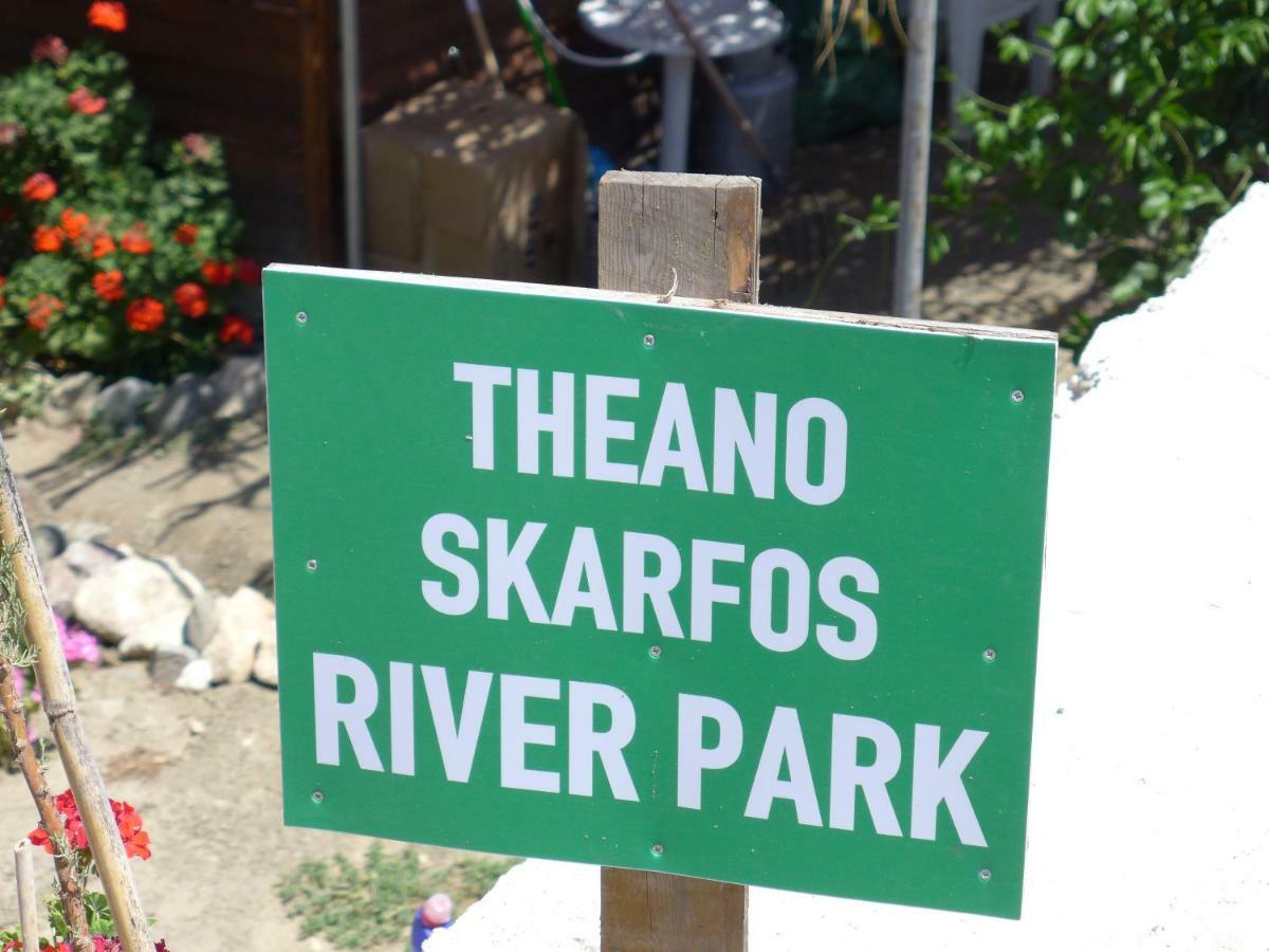 Theano Skarfos River Park Luxury tent
