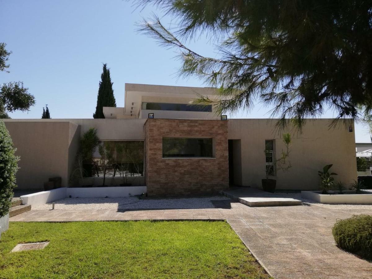 Golden Sun Villa