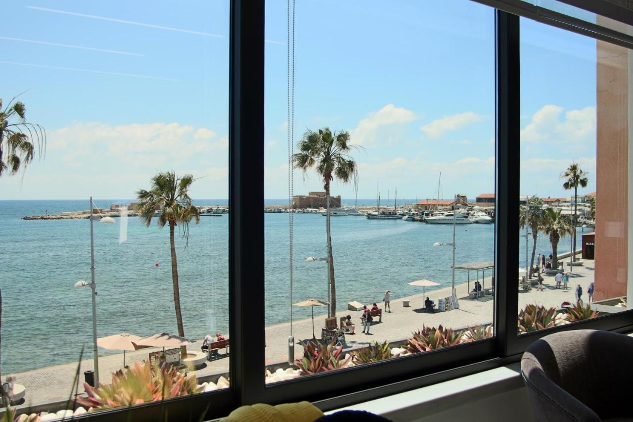 Apartment Phaedrus Living Seaview Luxury Flat Marina Court 213 *