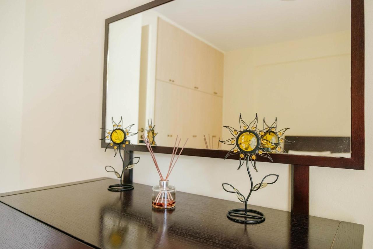 Queens Gardens 2 Bedroom Townhouse In
