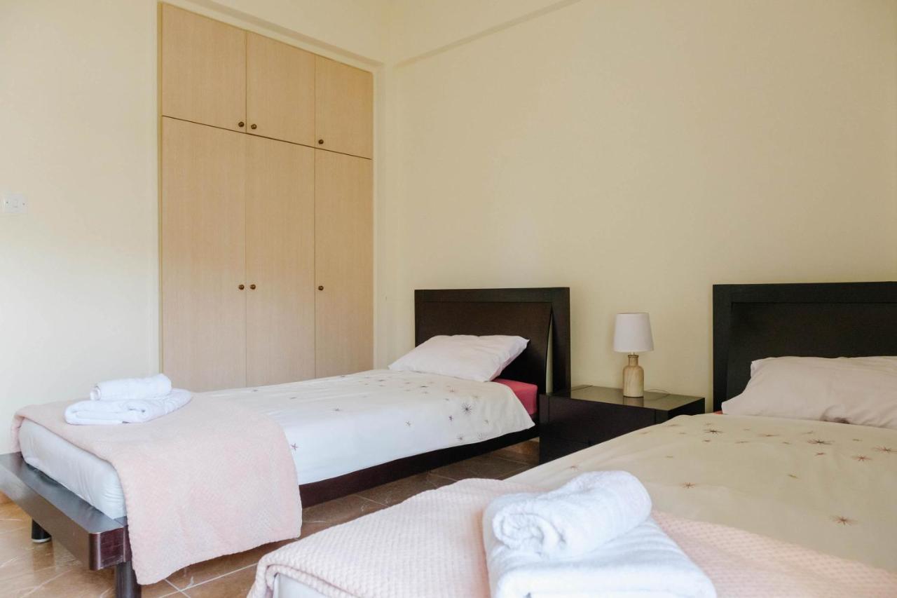 Holiday home Queens Gardens 2 Bedroom Townhouse In *