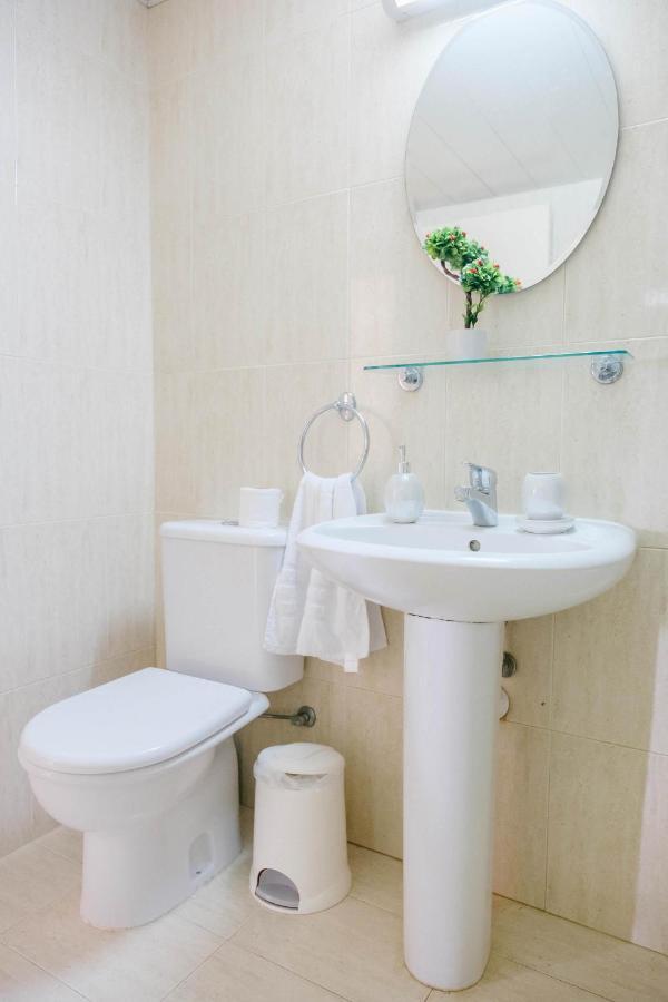 Queens Gardens 2 Bedroom Townhouse In *