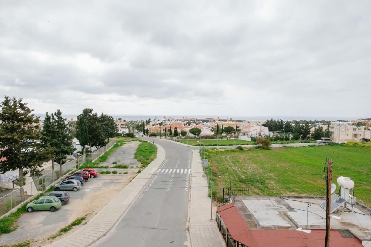 Apartment Hermes Gardens 2 Bedroom Sea View Flat In *
