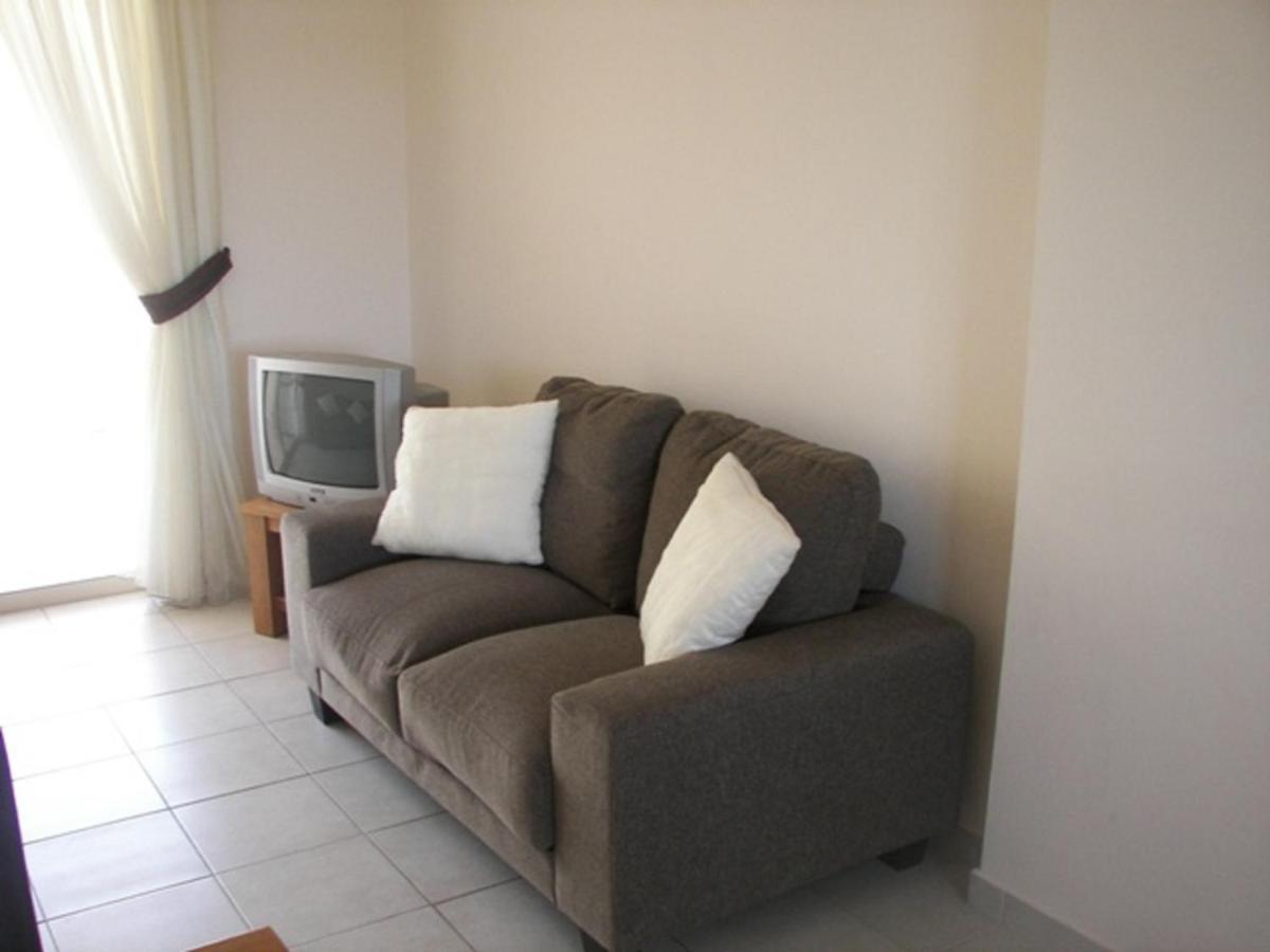 Apartment Ground Floor Leading To Pool Eg5, 2 Bedrooms, Free Wifi Paphos