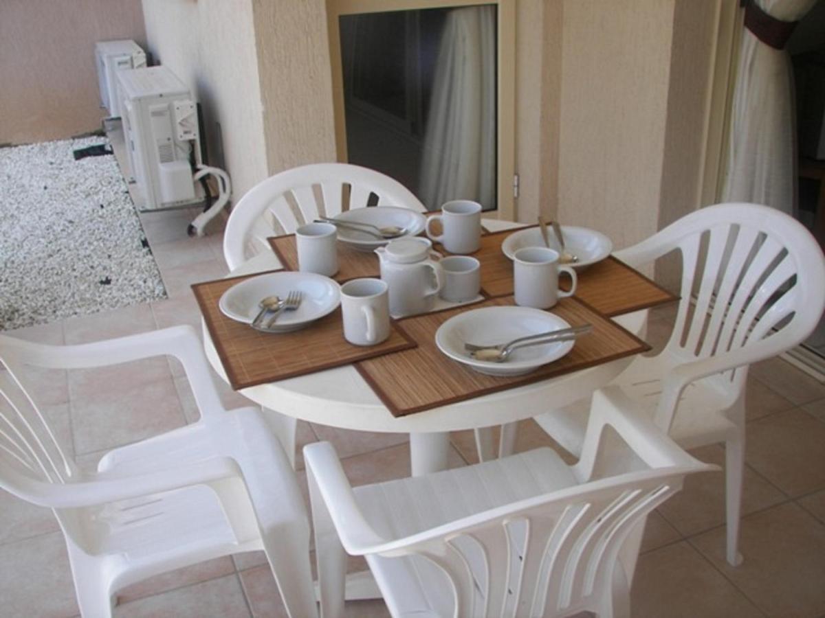 Apartment Ground Floor Leading To Pool Eg5, 2 Bedrooms, Free Wifi Paphos