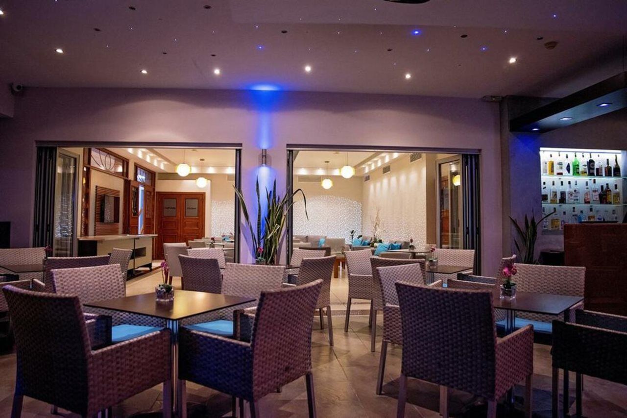 Hotel Pyramos