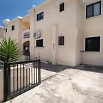 Dalia Seaside 2 Bedroom Apartment With Pool & Garden
