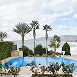 Sunset Beach Villa