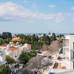 Blue Oasis Apartment