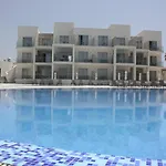 Amphora Hotel & Suites