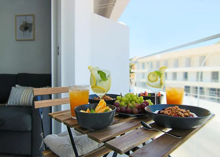Phaedrus Living Seaside Luxury Flat Athina 113