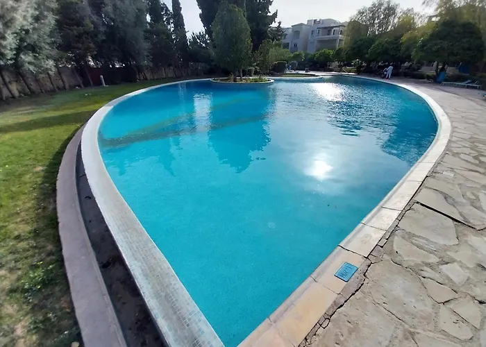 Comfortable And Ideally Situated