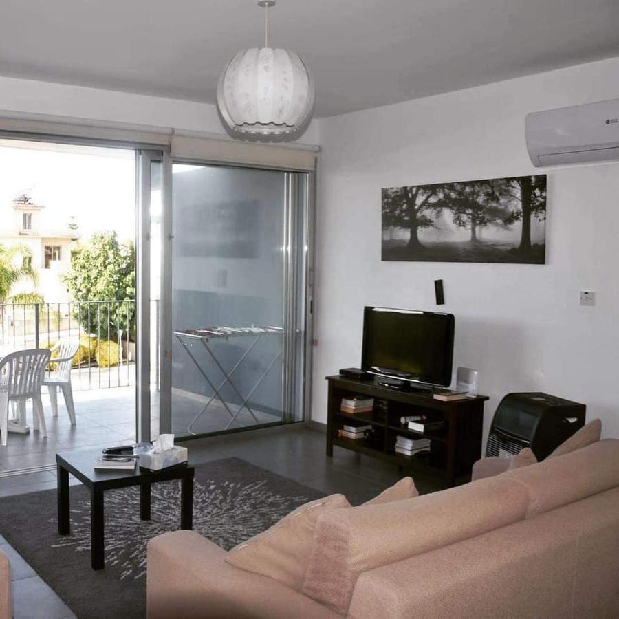 Purple Lime Apartment *