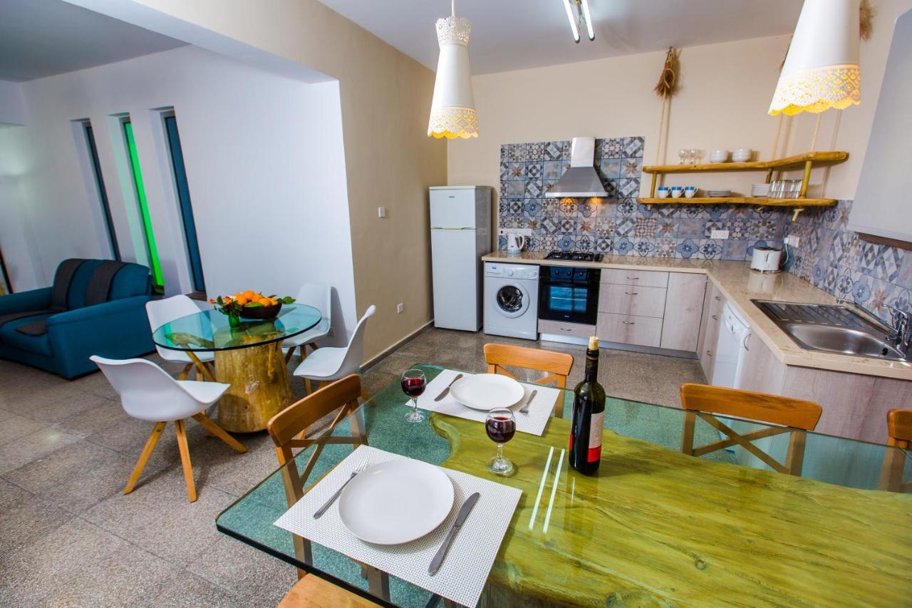 Villa Med. Coast Deluxe Paphos