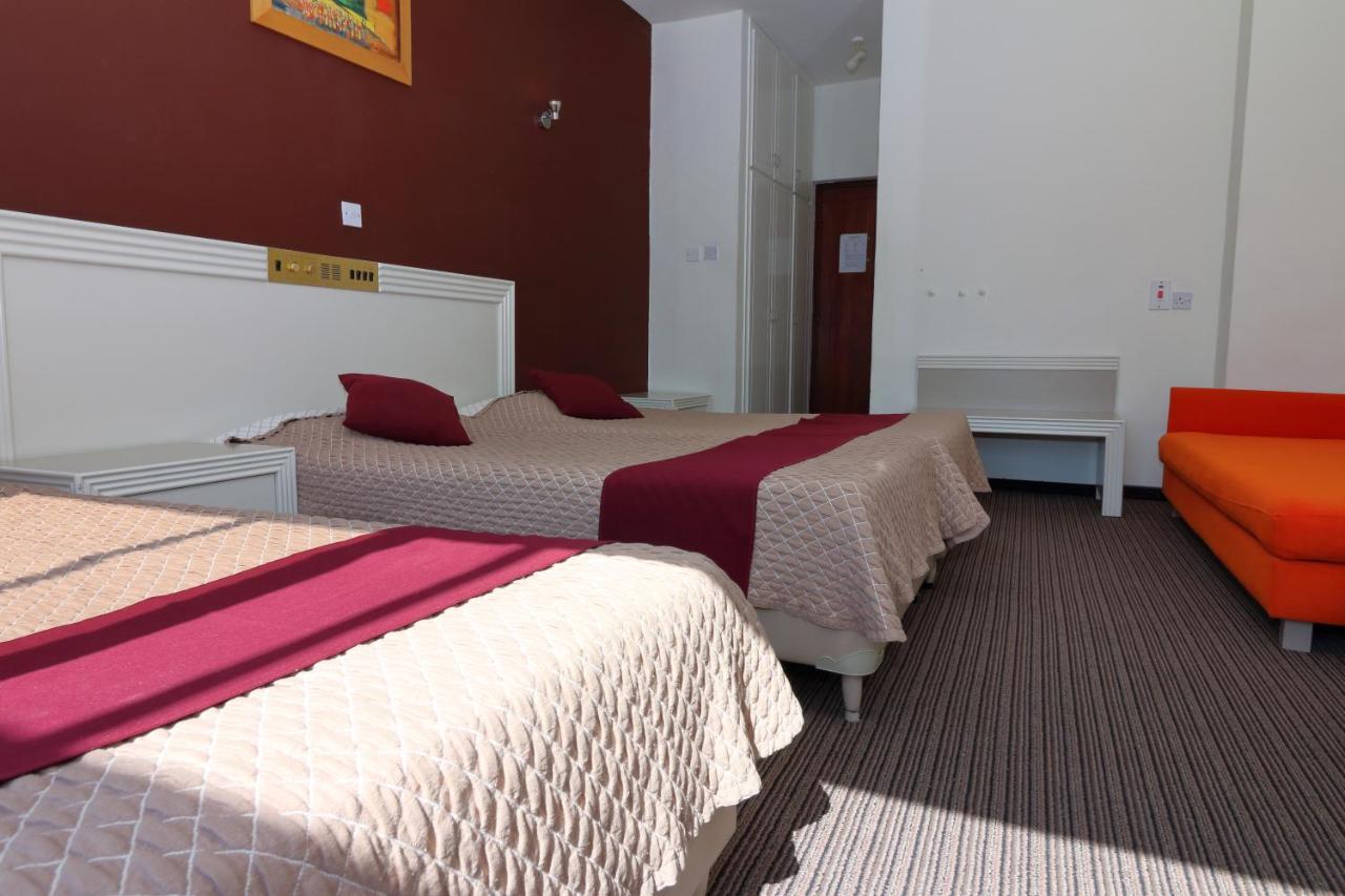 King's 2* Paphos