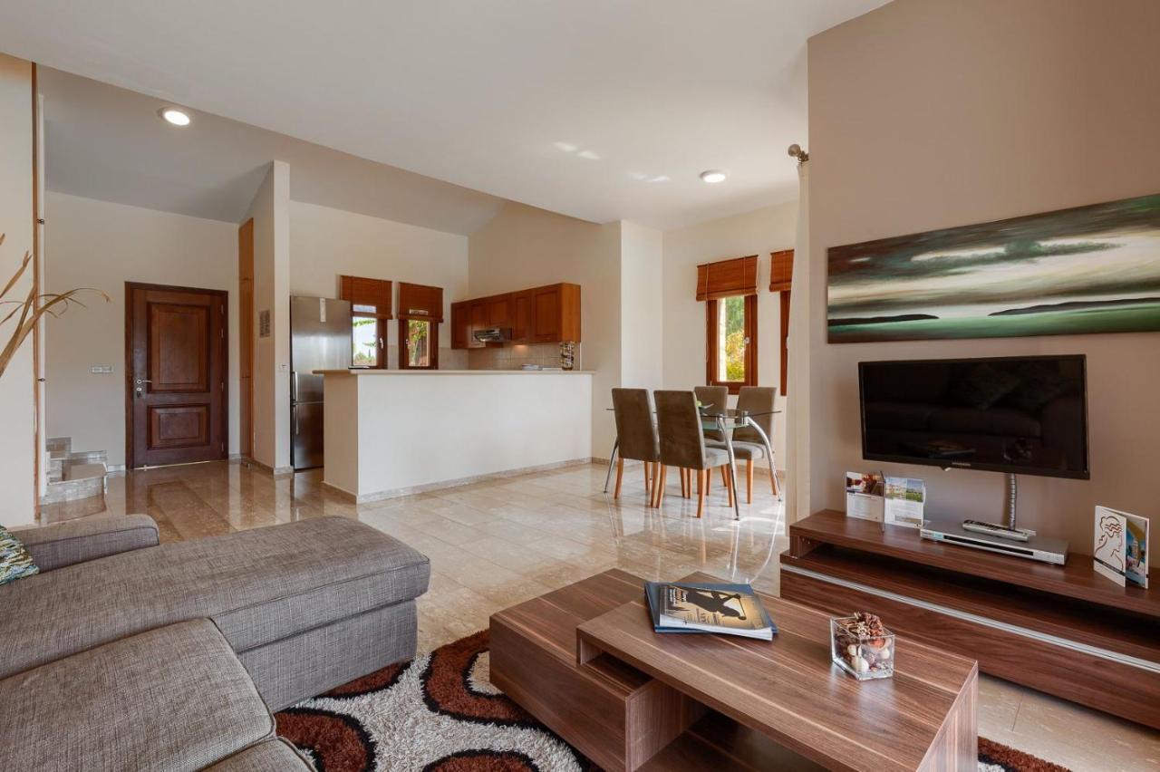 Villa Aphrodite Hills Junior Villas Junior Villa J032 Air Conditioning Private Pool 2 Bedrooms P