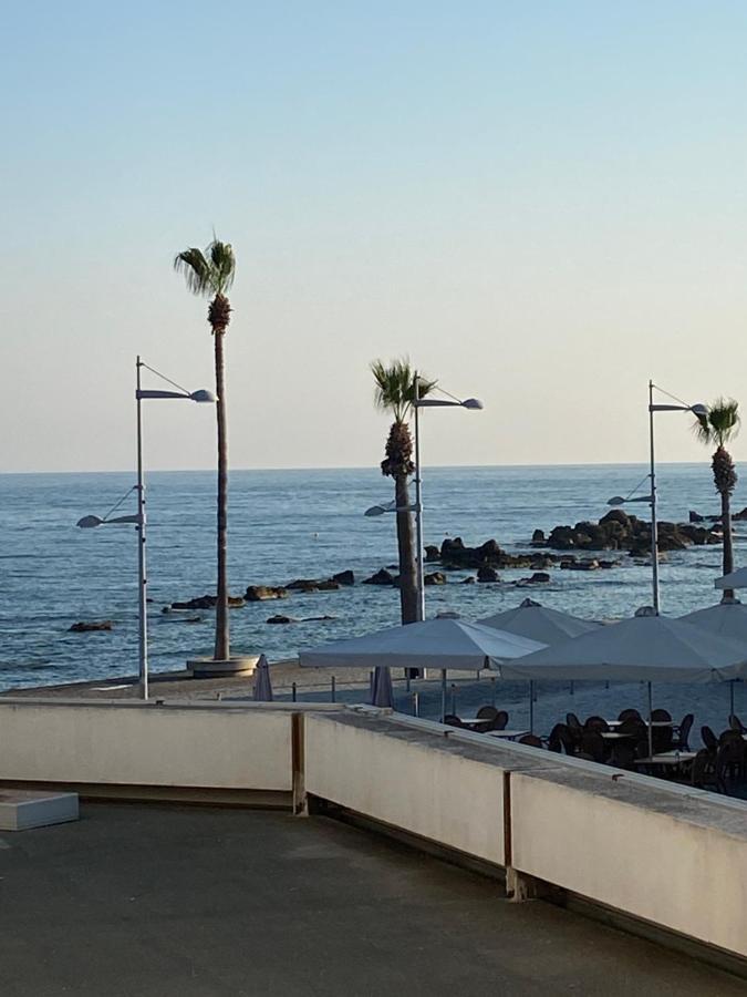 Apartment Beachside In Kato Lighthouse 81 Paphos