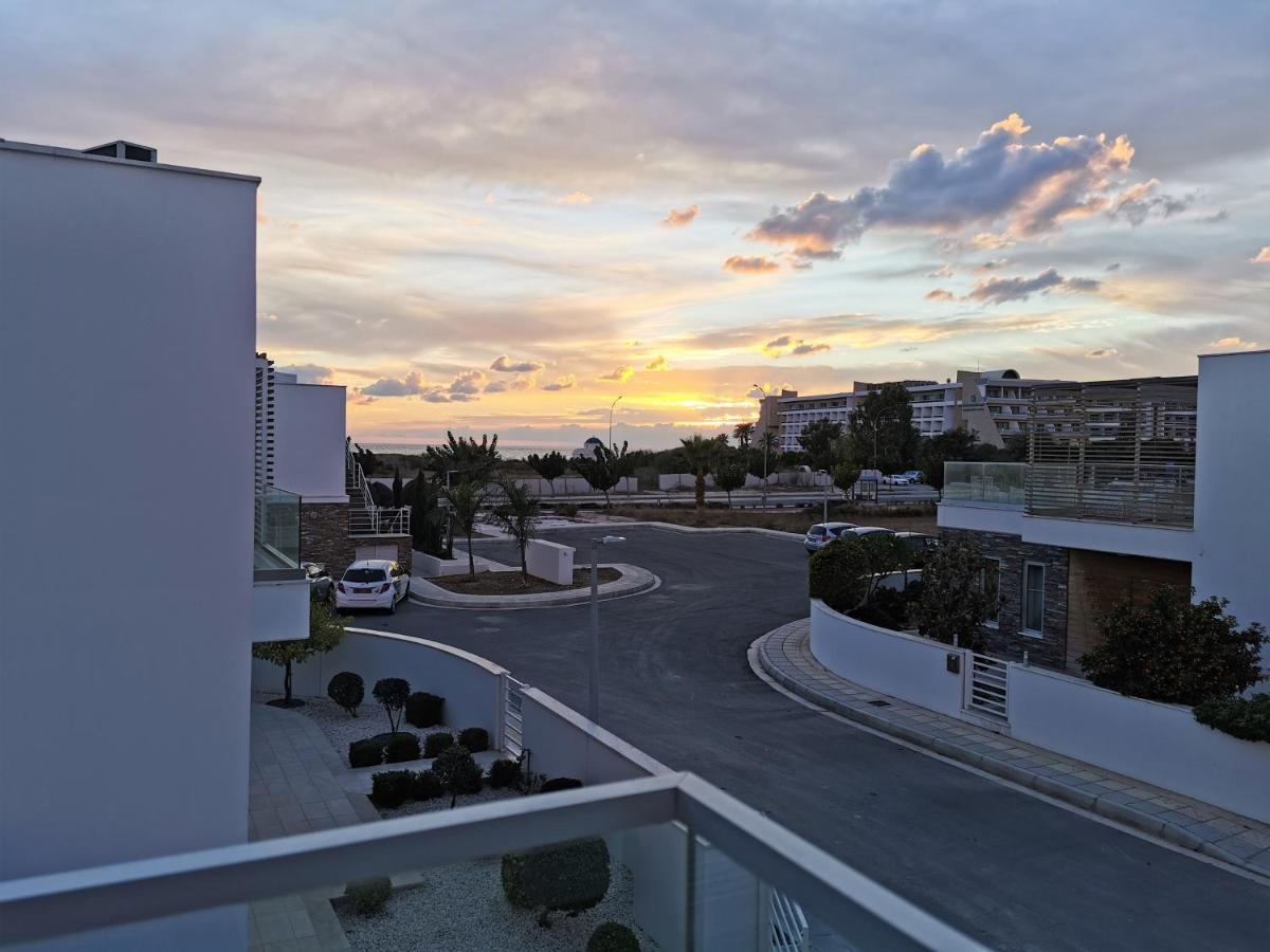 Luxury New Poseidon Plage Residences Paphos