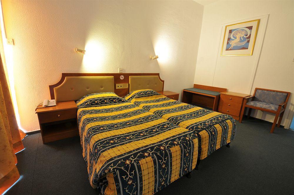 King's 2* Paphos