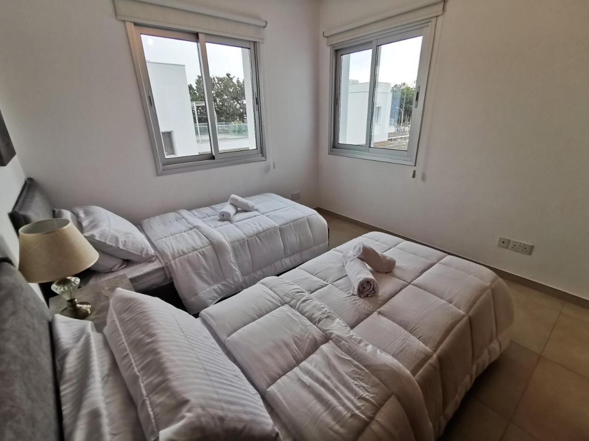 Villa Luxury New Poseidon Plage Residences