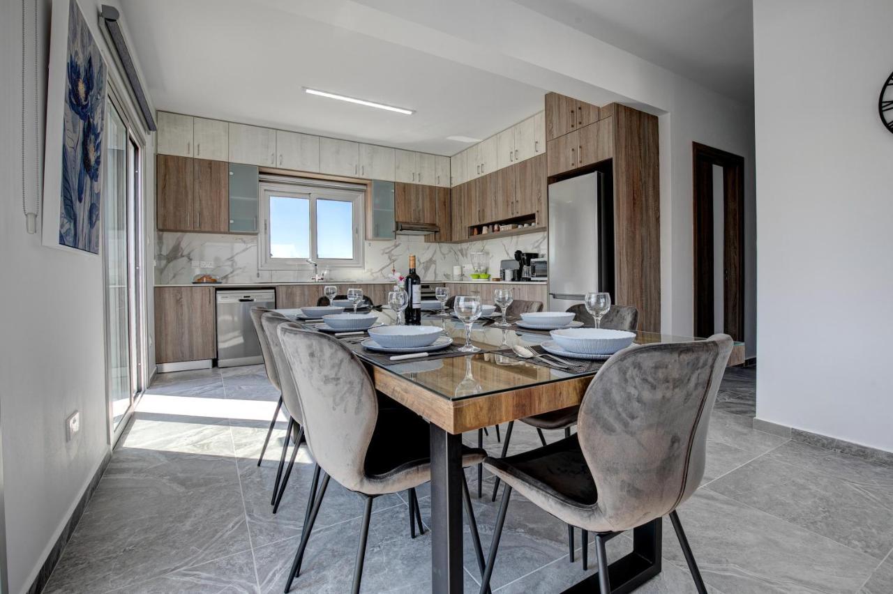 New Luxury 5eagles 5mins From Airport Villa