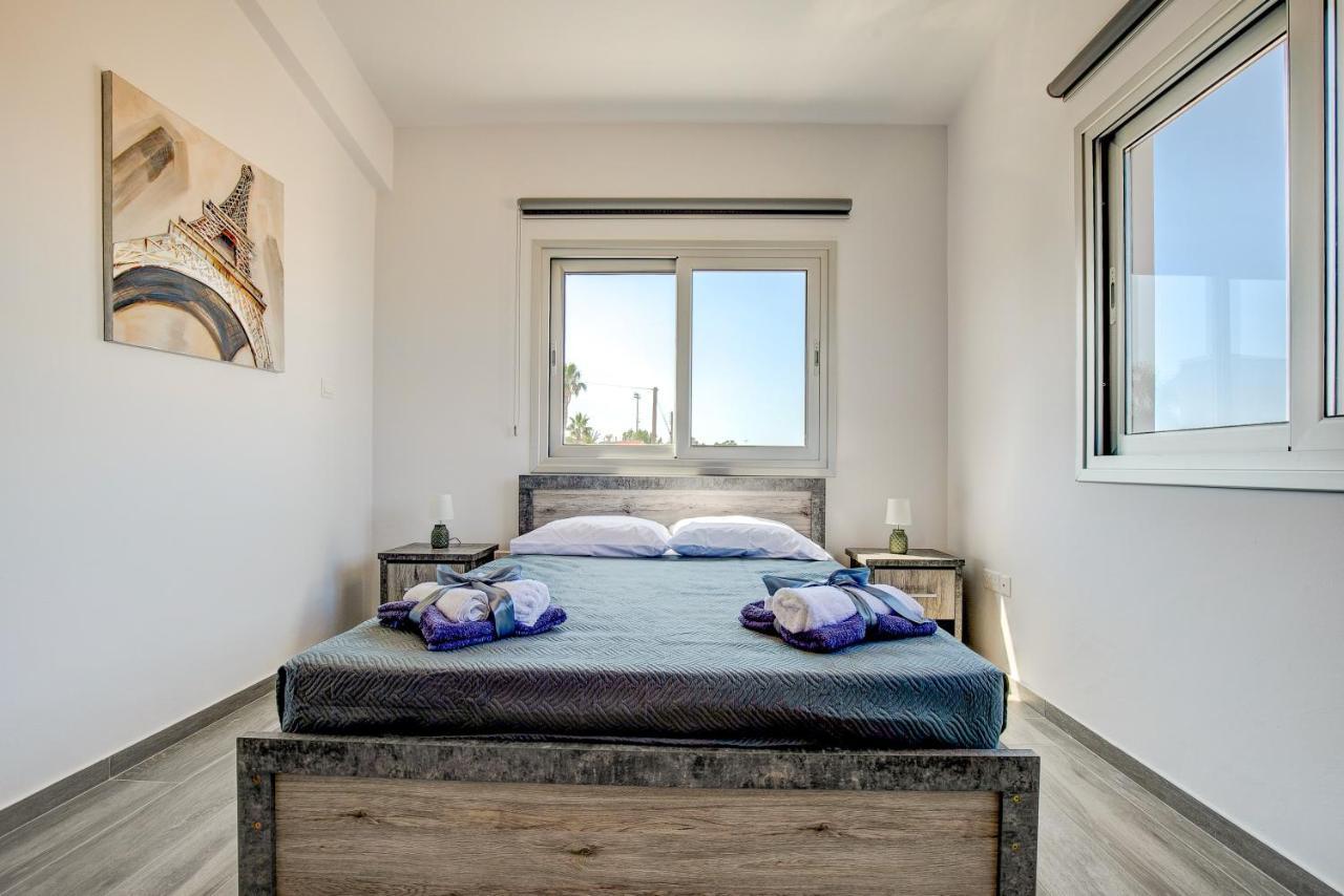 New Luxury 5eagles 5mins From Airport Paphos