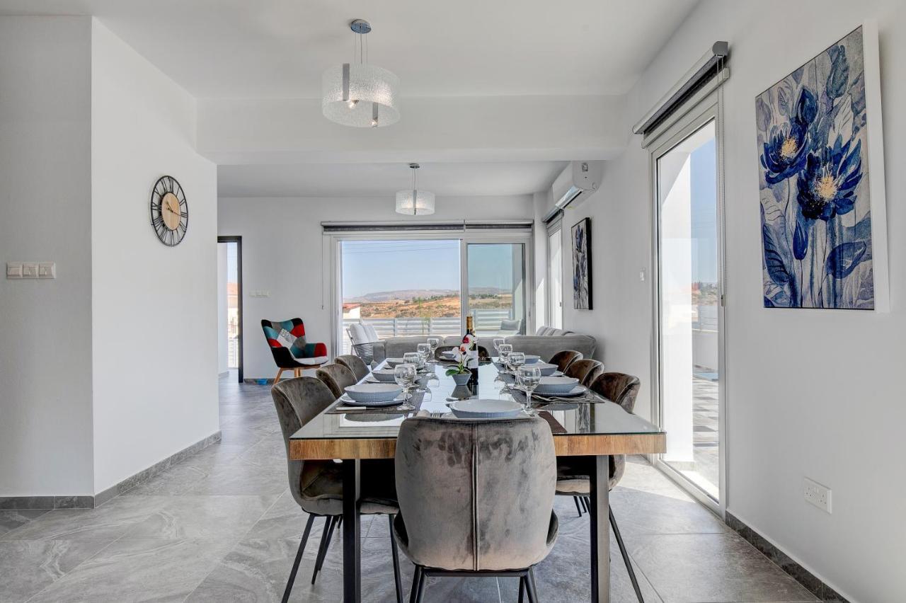 New Luxury 5eagles 5mins From Airport * Paphos