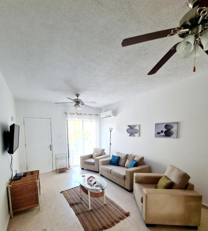 2 Bedroom Townhouse, Close To Harbour, Use Of Onsite Facilities Paphos