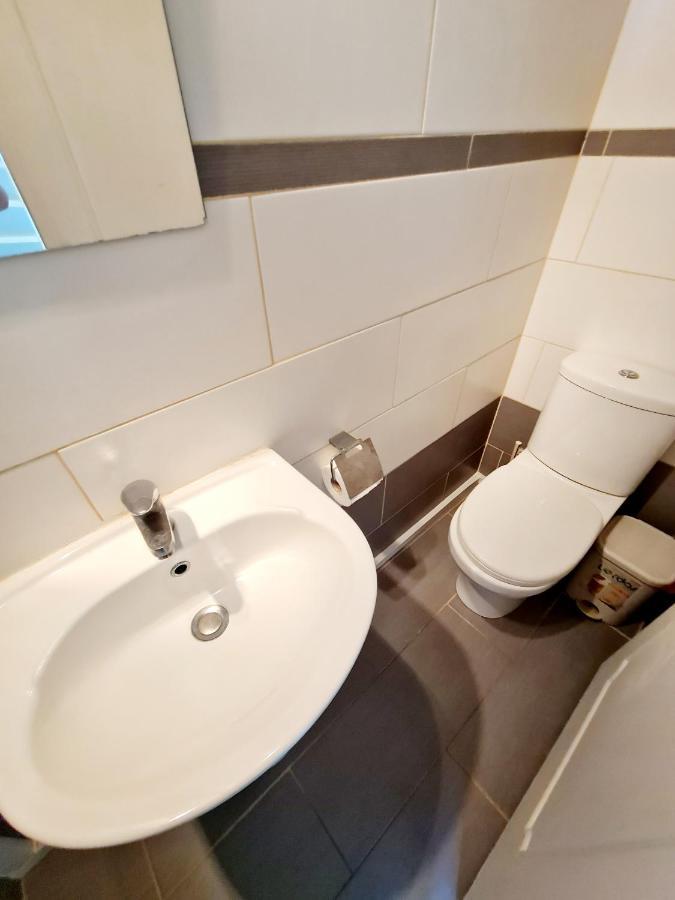 2 Bedroom Townhouse, Close To Harbour, Use Of Onsite Facilities Apartamento