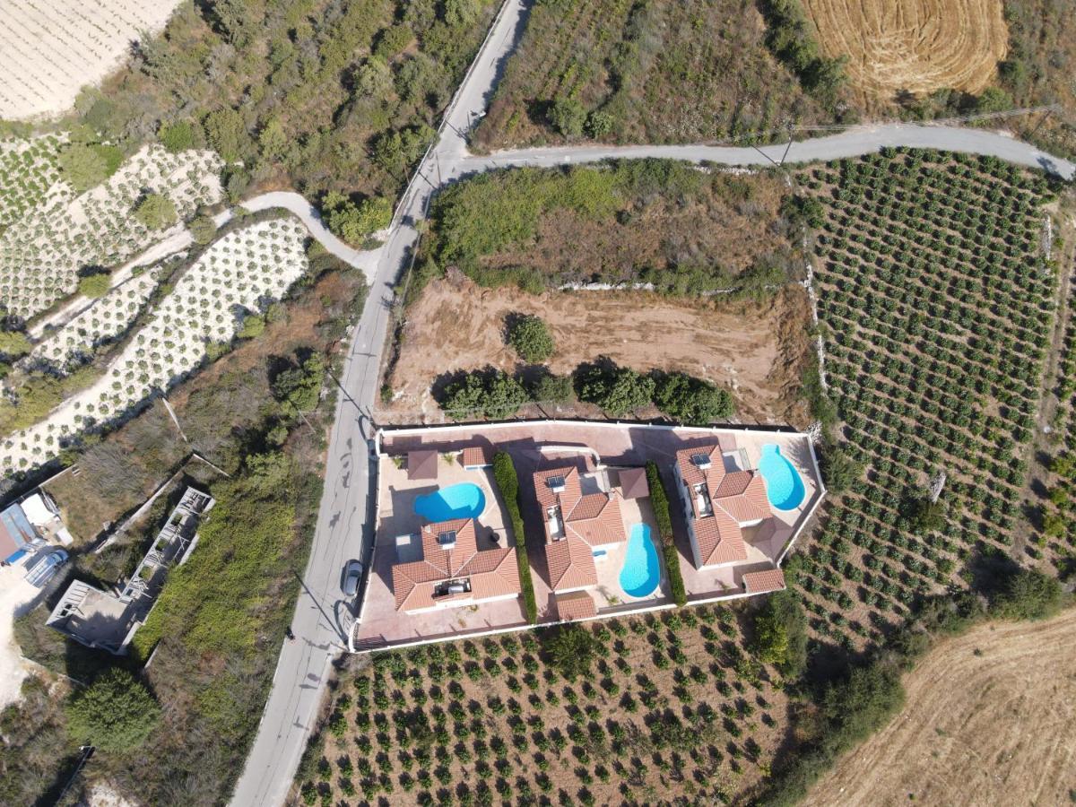 Vaggelis Villa