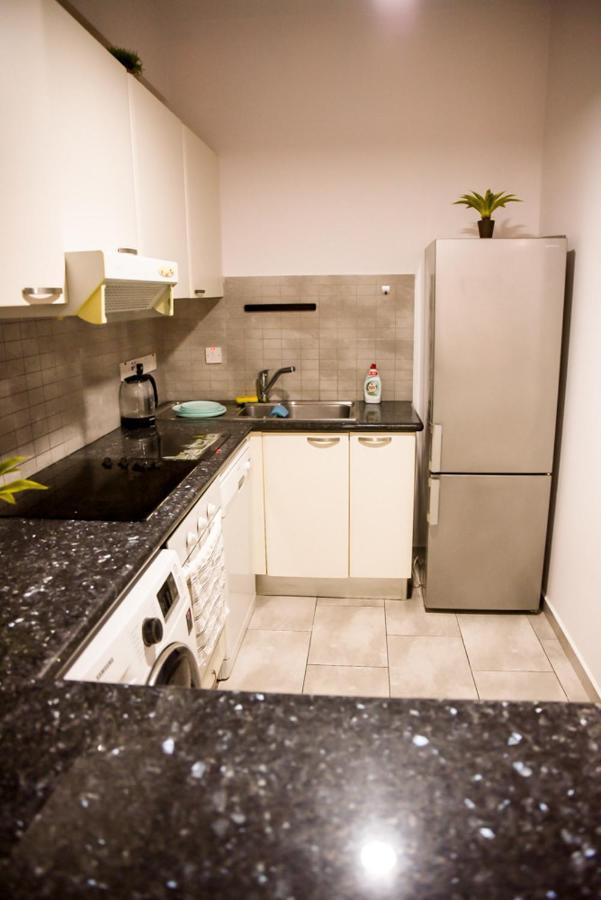 Beautiful Near The Sea And A Large Private Garden Paphos