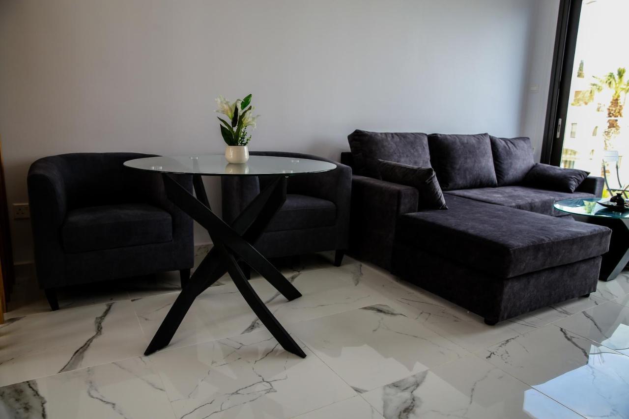 Sea Side In Kato Apartment Paphos