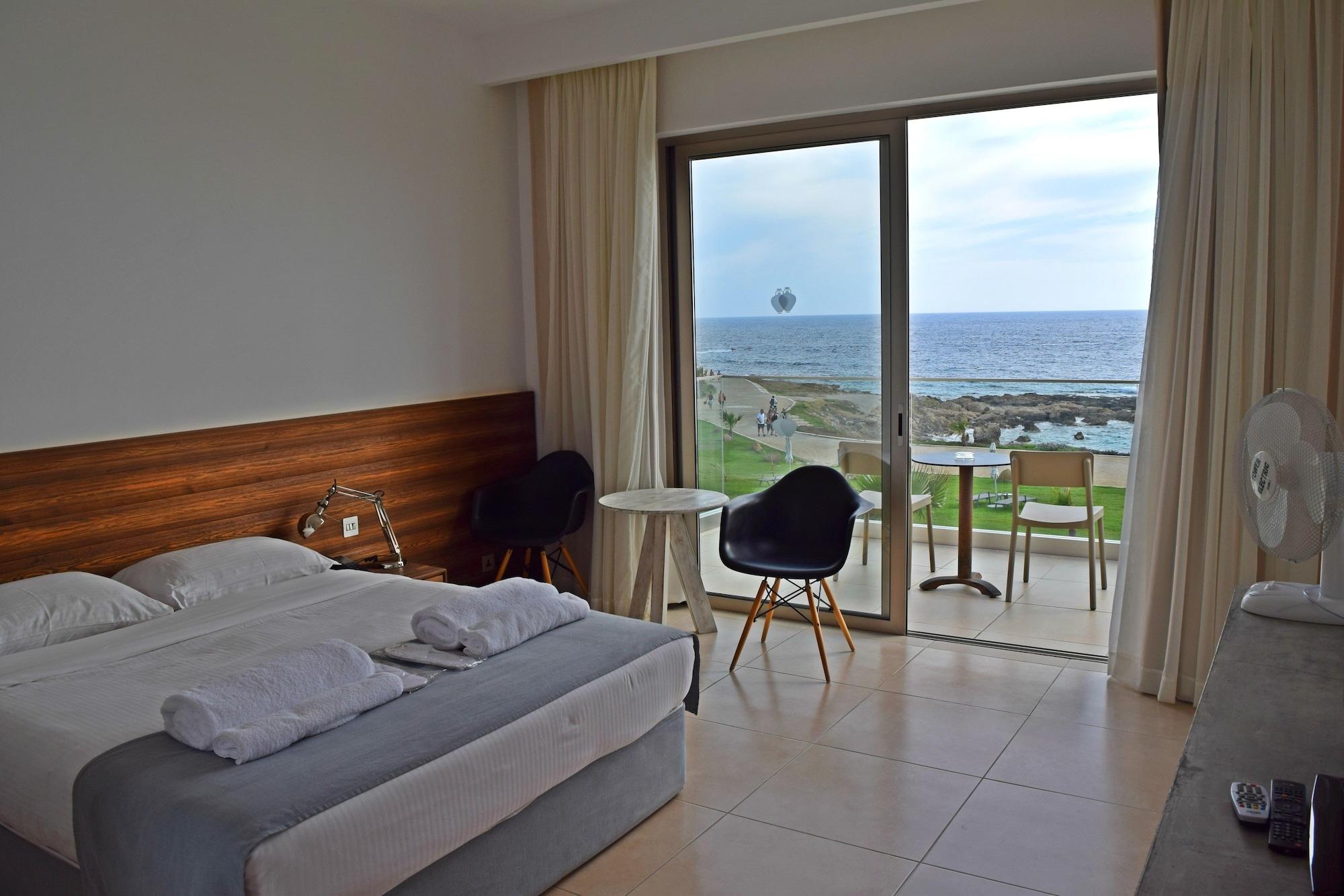 Amphora & 4* Paphos