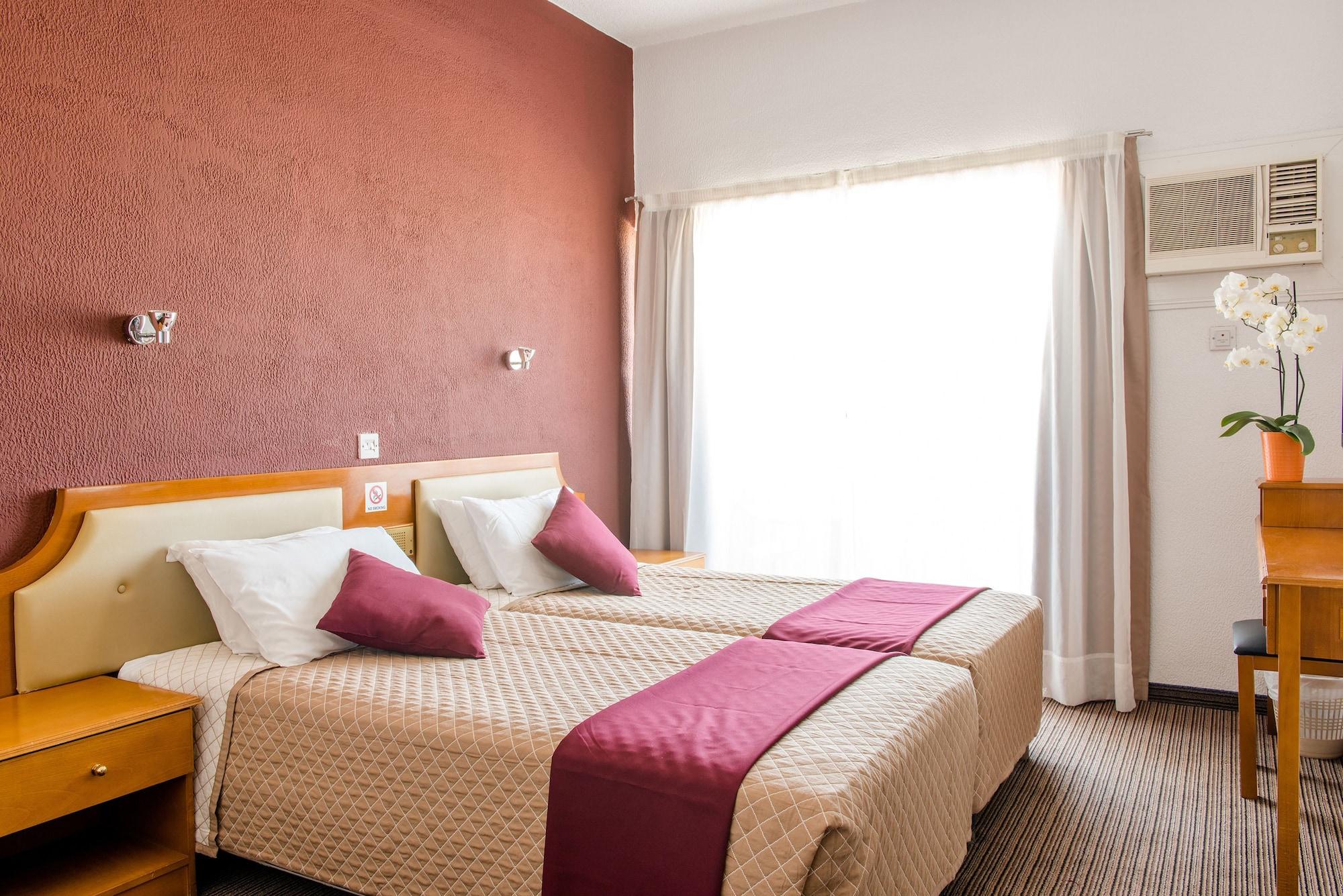 King's Hotel 2*