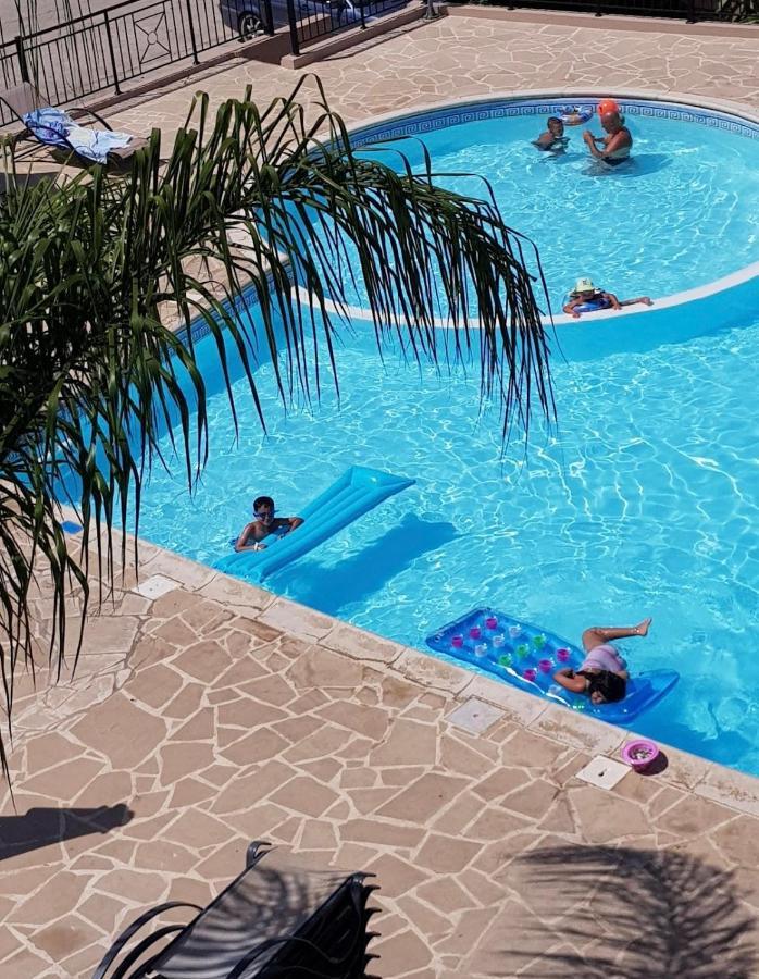 Apartment Beautiful Near The Sea And A Large Private Garden
