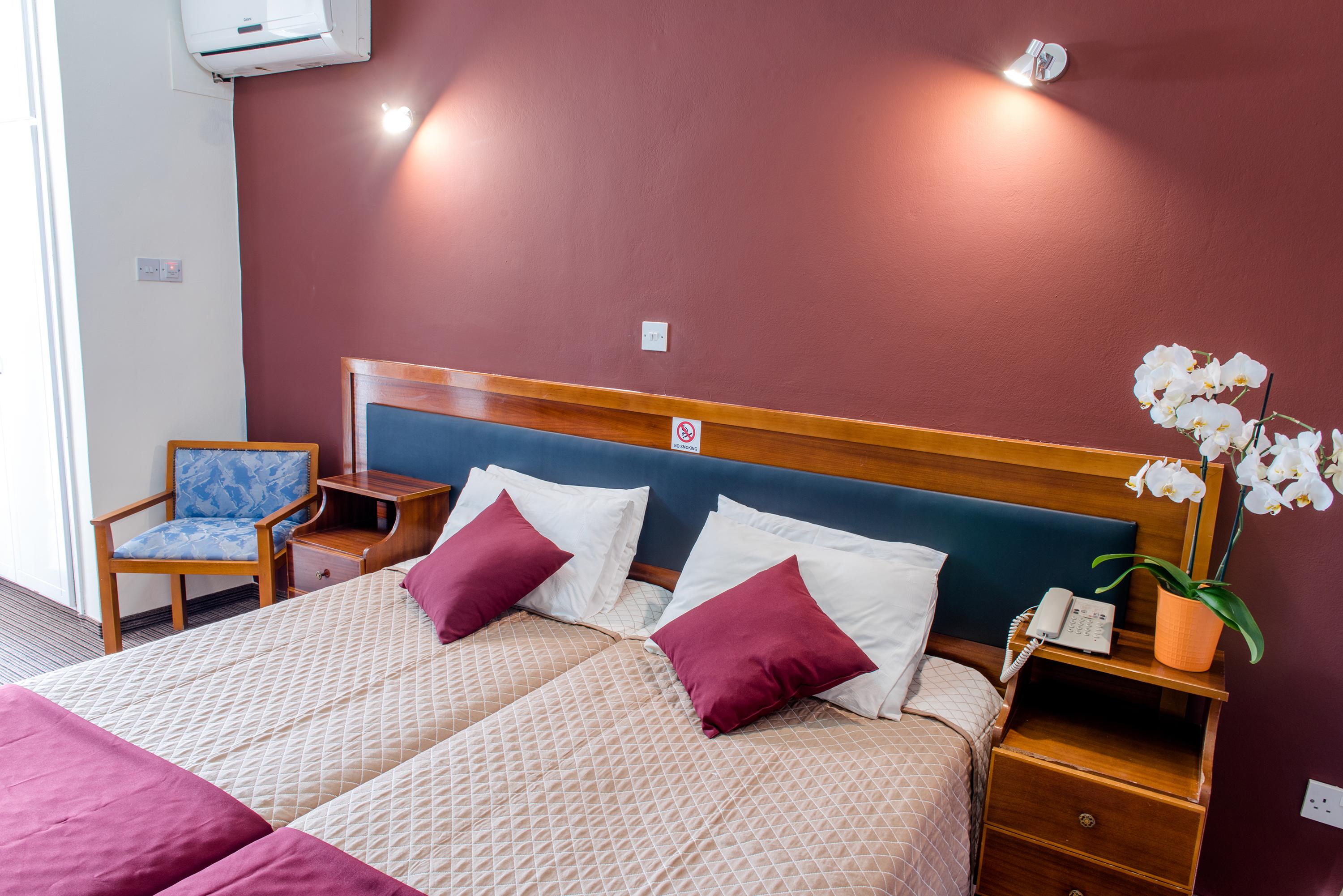 King's 2* Paphos