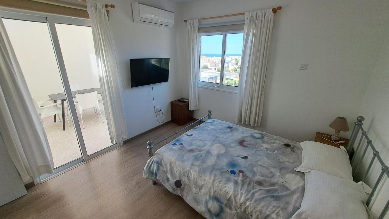 Apartment Centre Veranda *