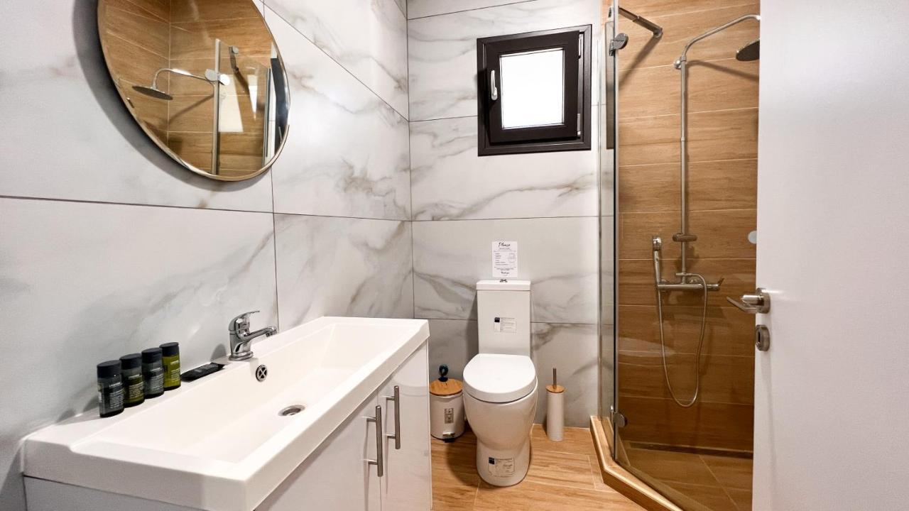 Phaedrus Living: Luxury Stone House Armou Holiday home *