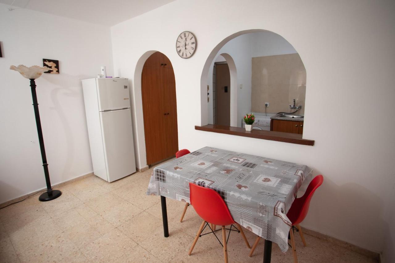 Harbour In Heart Of Tourist Area Apartment Paphos