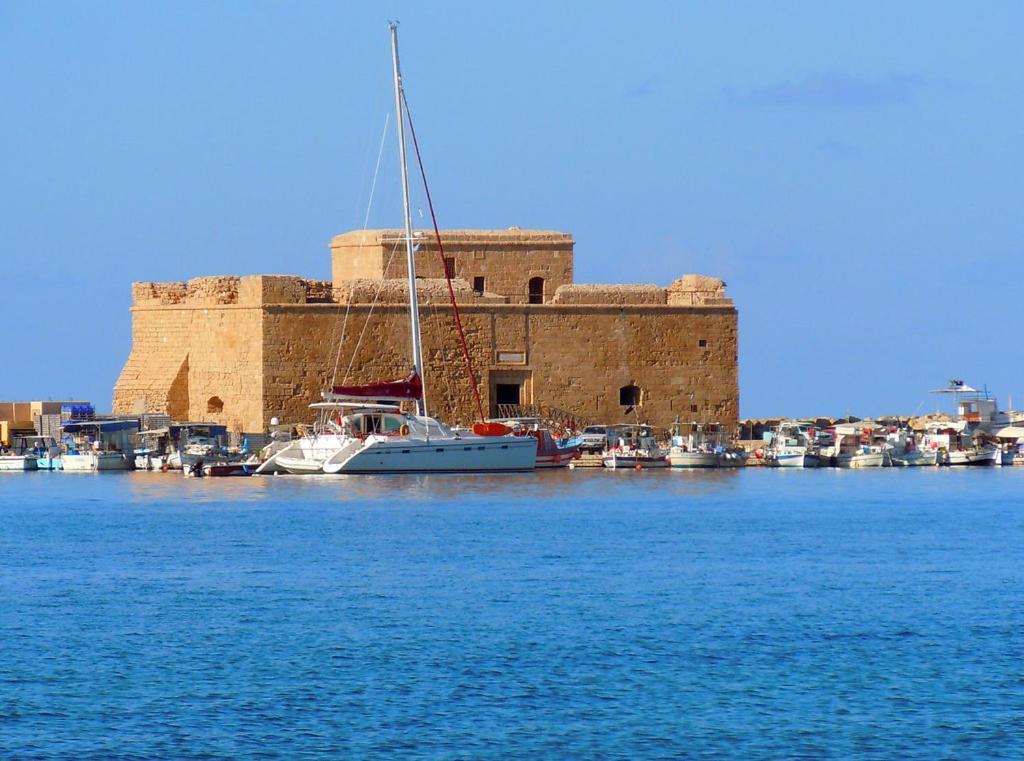 Apartment Harbour In Heart Of Tourist Area Paphos