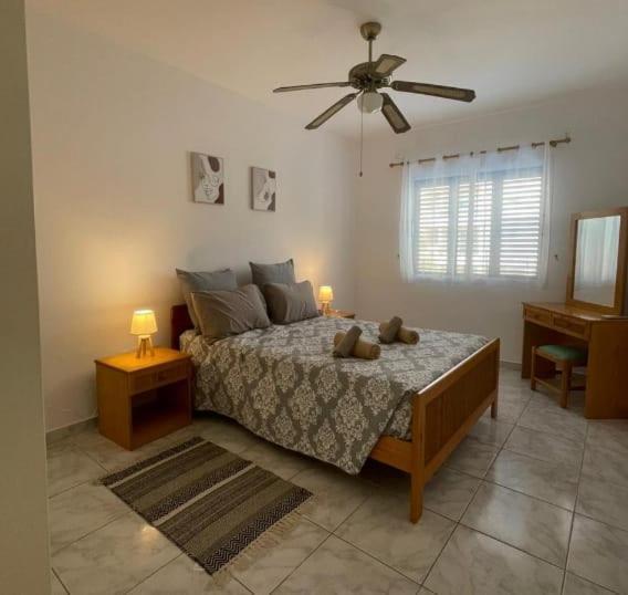 Apartamento Joanne's Lovely 2 Bedroom Apt.