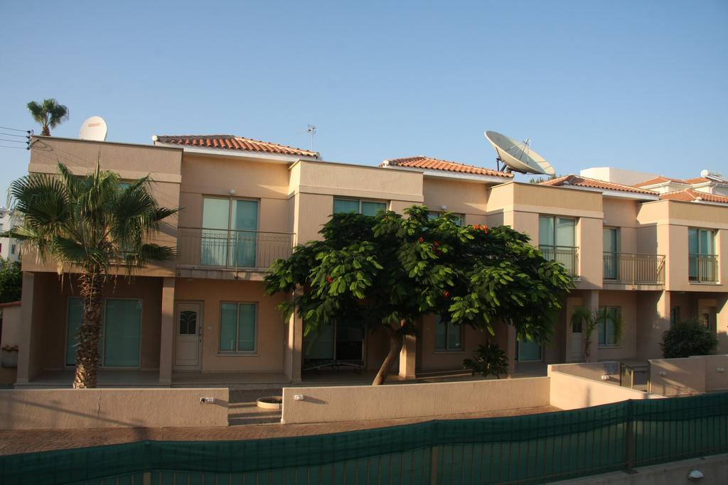 Theos Holiday Houses Ferienhaus