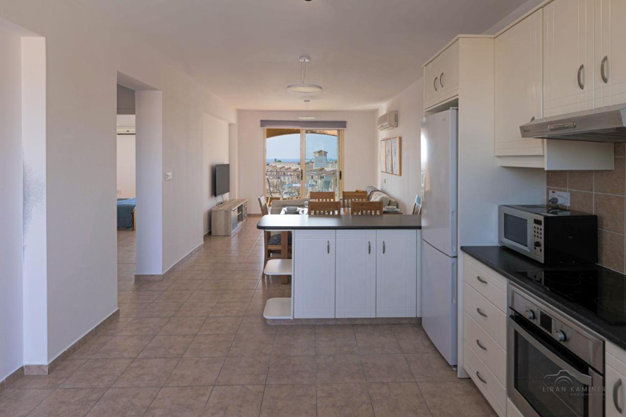 Royal Seacrest Crown-jewel, 2b, Pools, Sea, Center *
