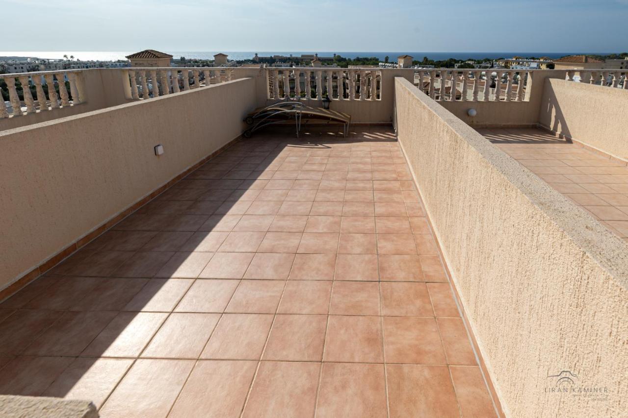 Apartment Royal Seacrest Crown-jewel, 2b, Pools, Sea, Center *