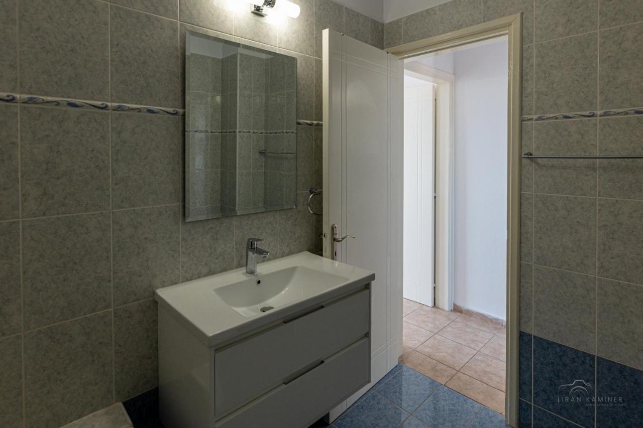 Apartment Royal Seacrest Crown-jewel, 2b, Pools, Sea, Center