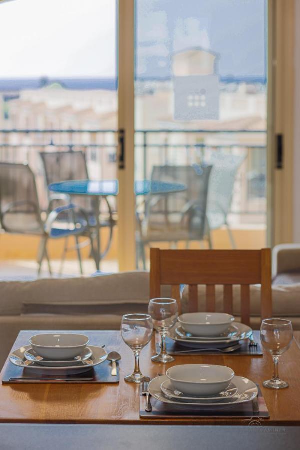 Royal Seacrest Crown-jewel, 2b, Pools, Sea, Center Apartment