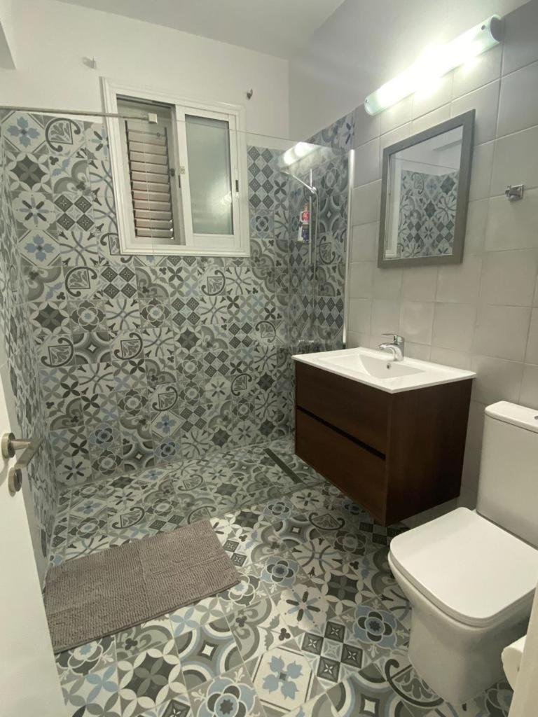 Apartment Pool-side 2 Bedroom In *