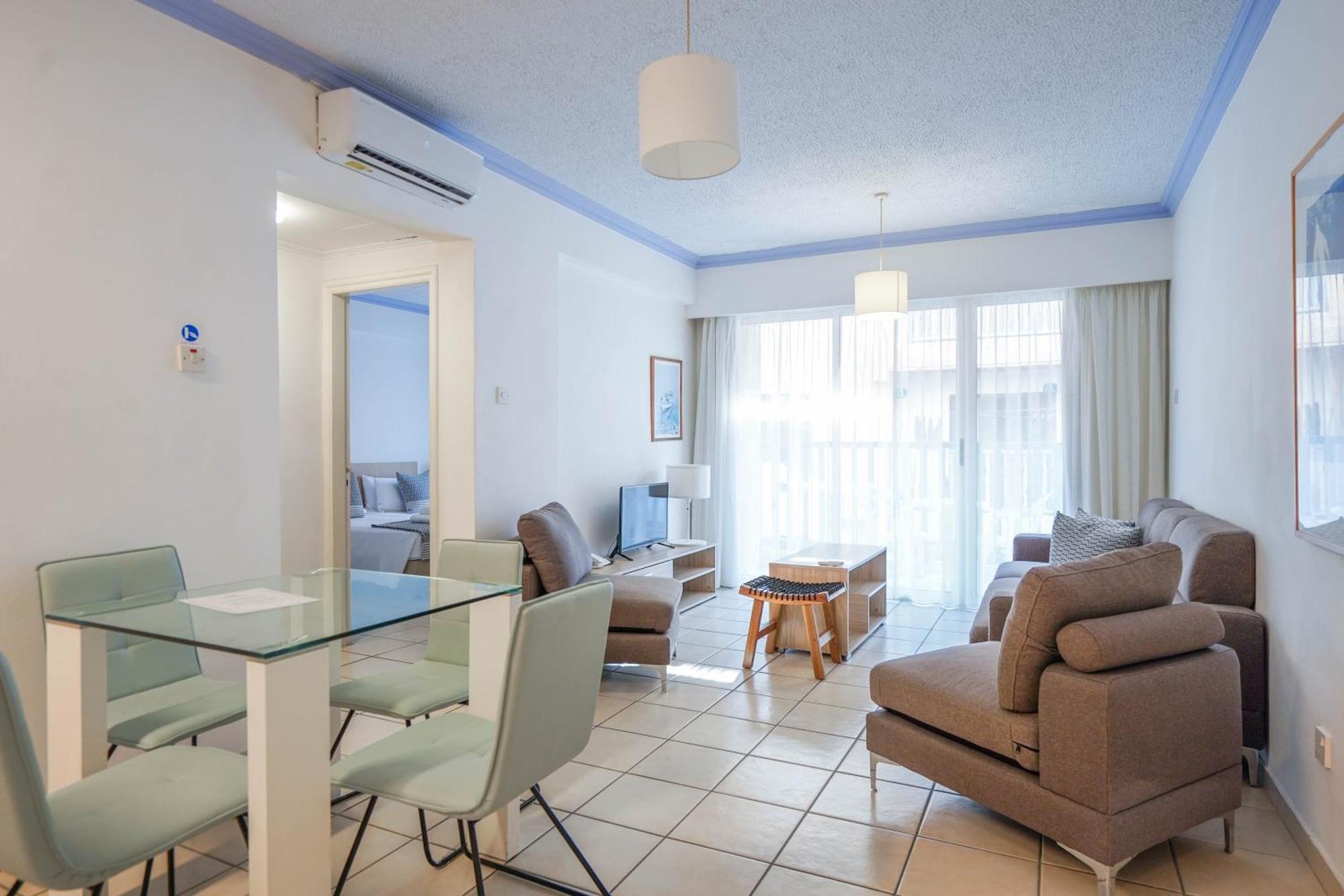 Basilica Aparthotel 3*