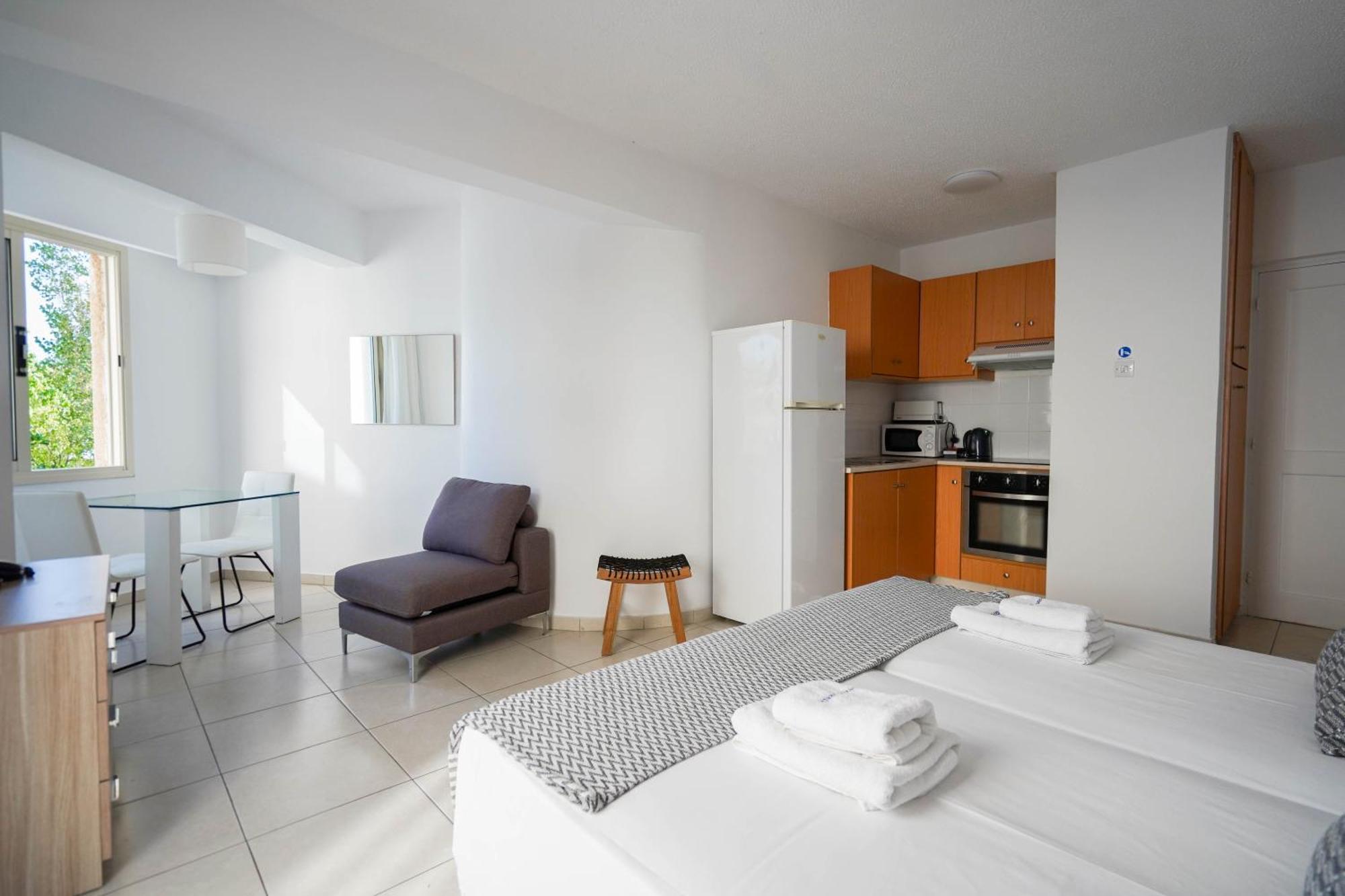 Aparthotel Basilica Paphos