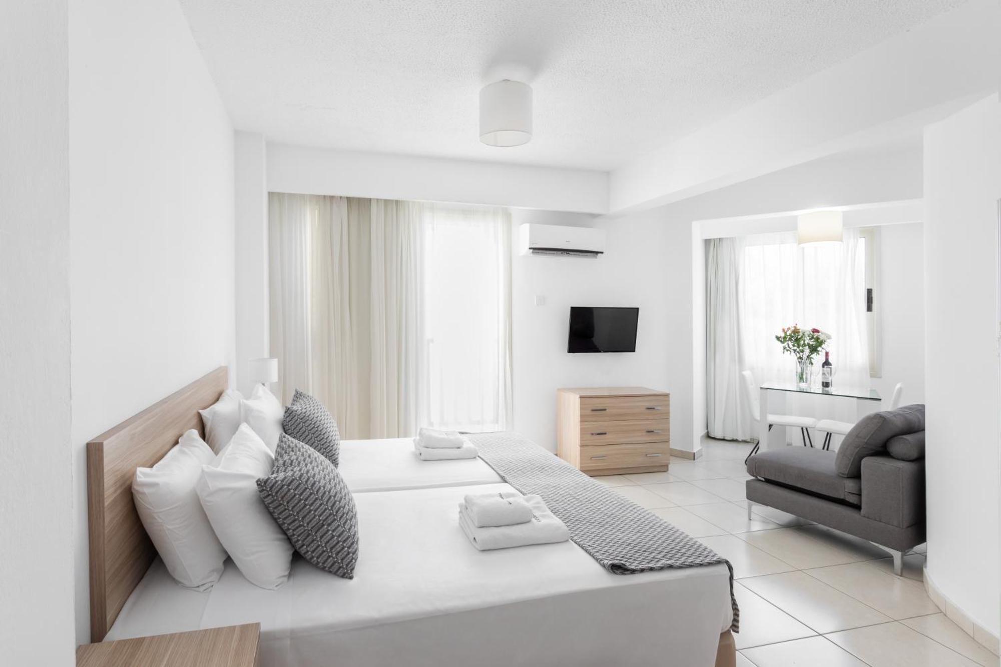 Basilica Aparthotel Paphos